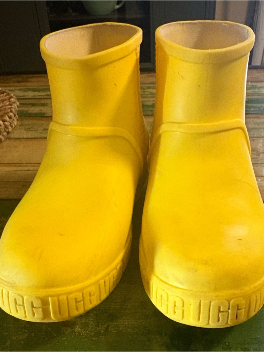 UGG Kids Bright Yellow Waterproof Rain Boots - Size 3